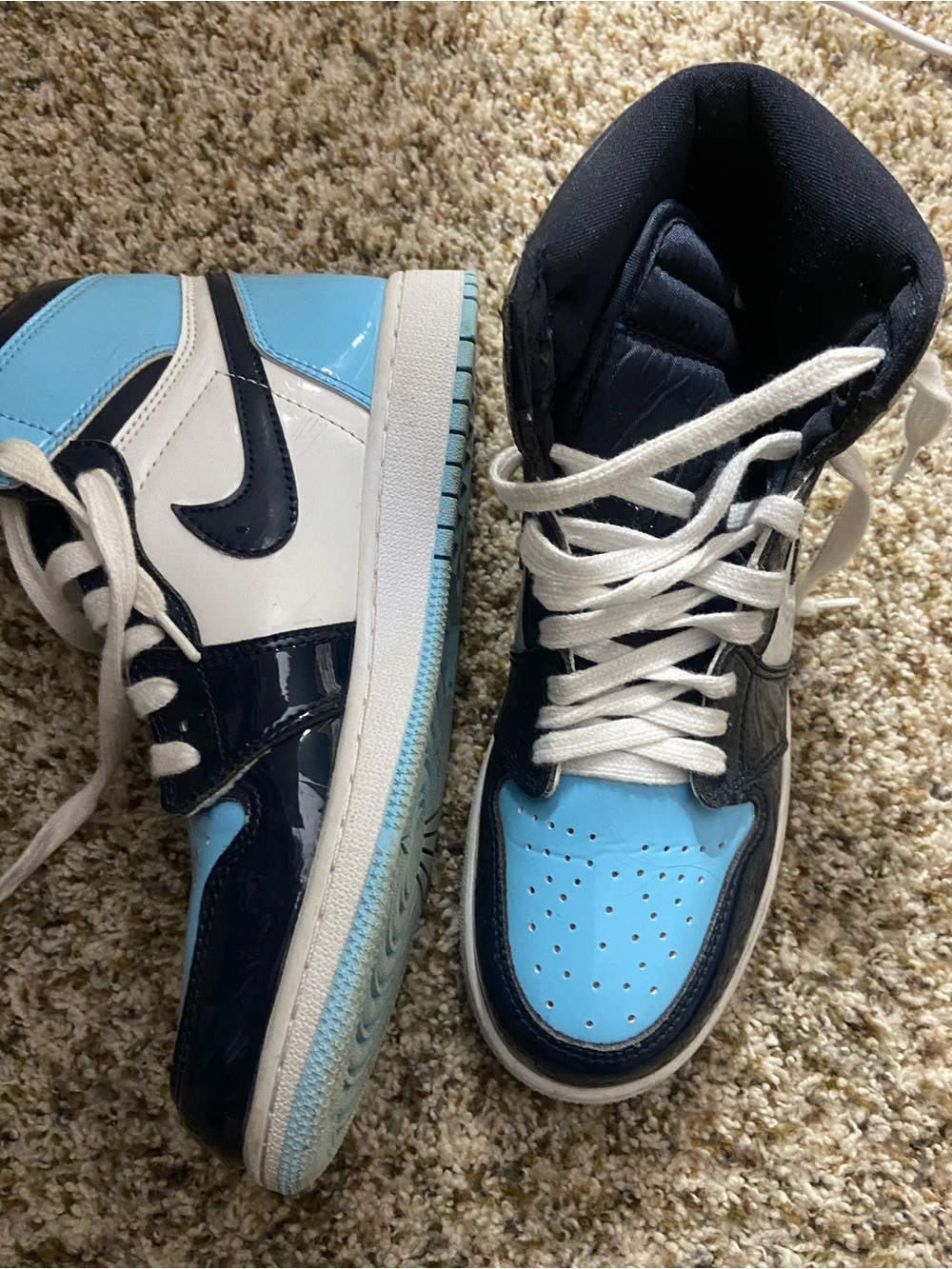 Nike Jordan 1s